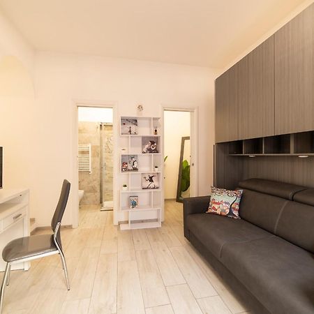 Smart Home - Trilocale Con Parcheggio Privato Rom Exterior foto